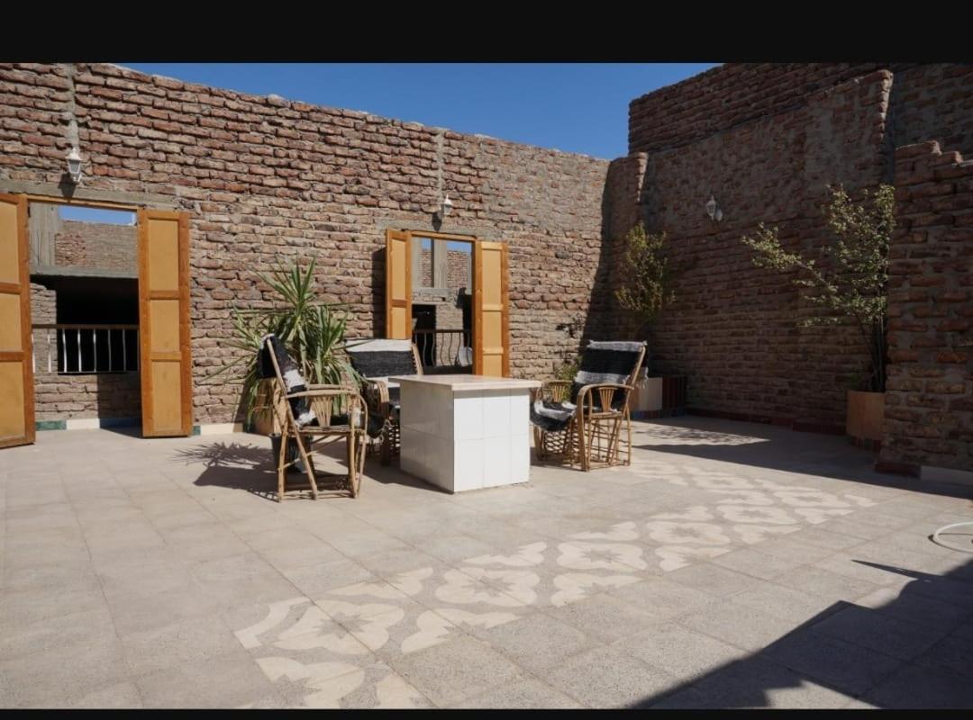 Appartement Obelisk House à Jazirat al Awwamiyah Extérieur photo